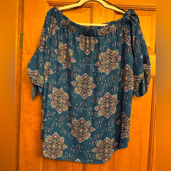 Renee C Vause Off The Shoulder Top - Picture 3 of 4